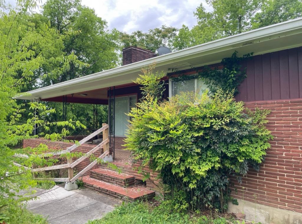 photo of home on woods drive in Chattanooga, TN
